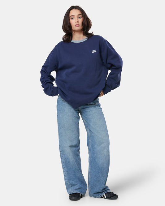 Nike Essential Crewneck Sweatshirt