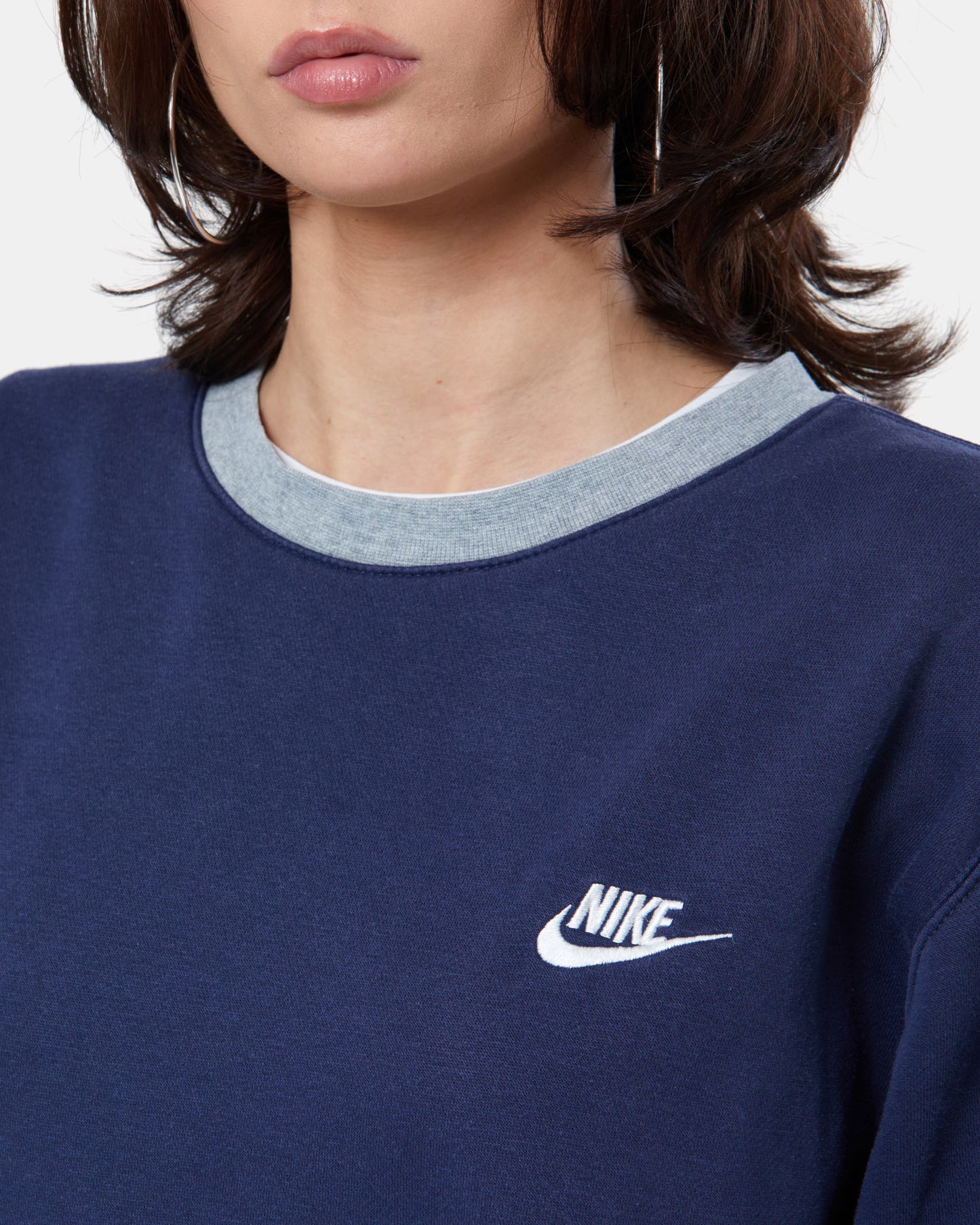 Nike Essential Crewneck Sweatshirt